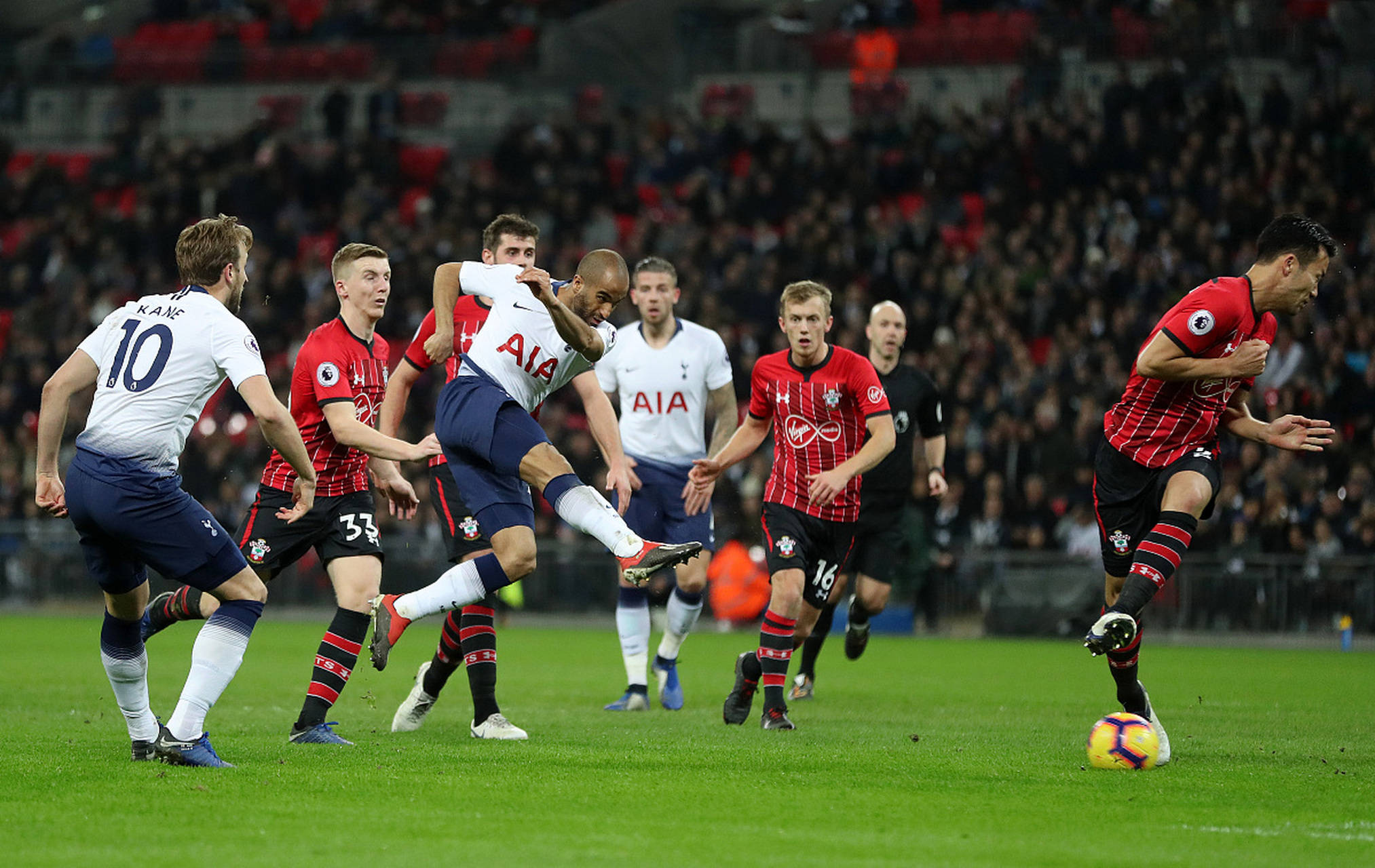 台上展现出 台上展现出